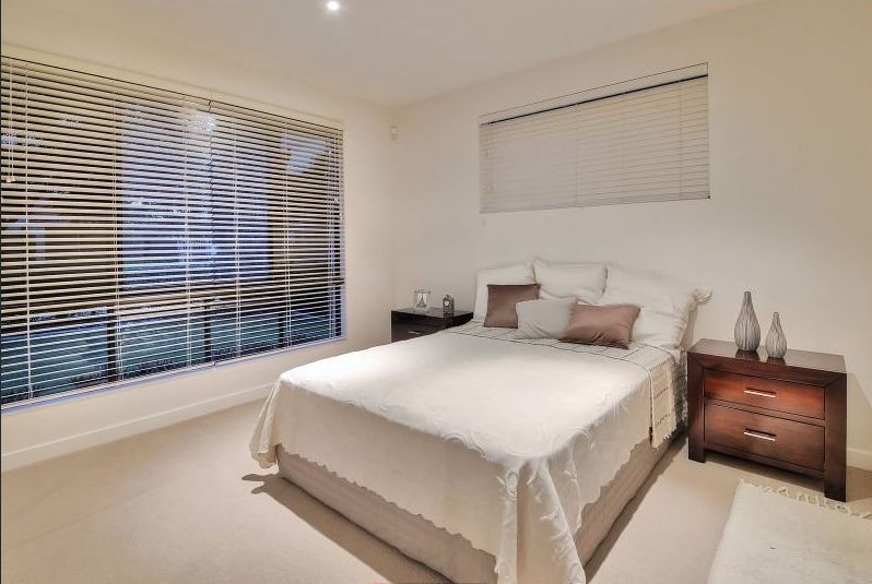 Real Estate in Eight Mile Plains