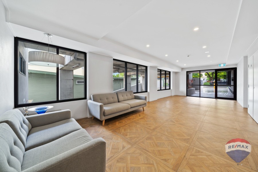 Open for inspection in Mount Gravatt