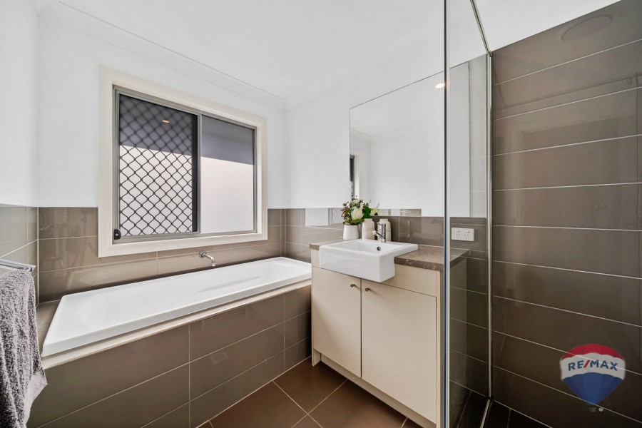 Real Estate in Rochedale