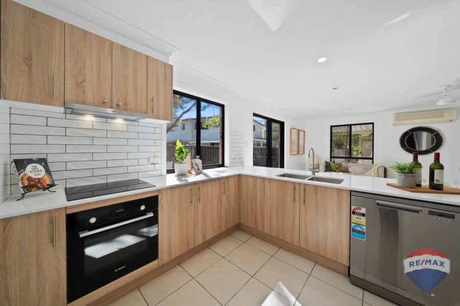 Sunnybank Hills real estate For Sale