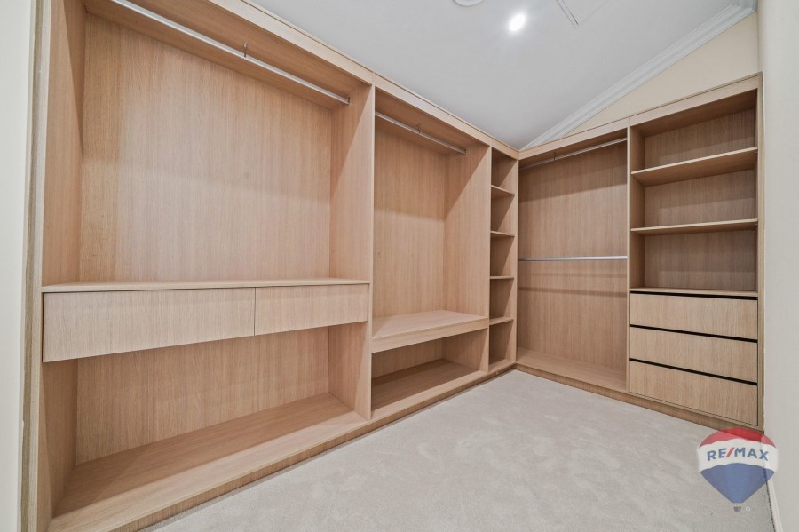 Real Estate in Clayfield