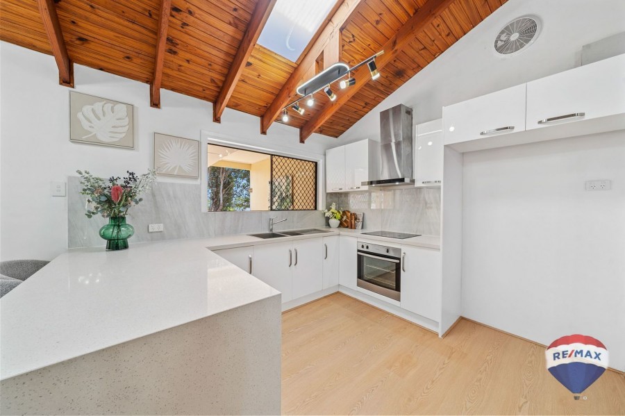 Sunnybank Hills real estate For Sale