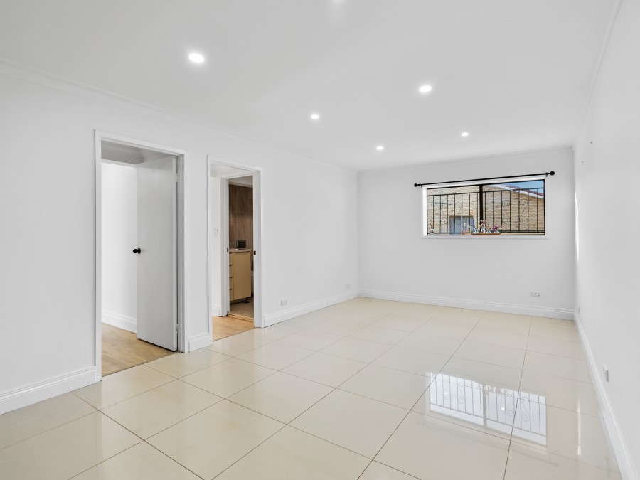Robertson real estate For Rent