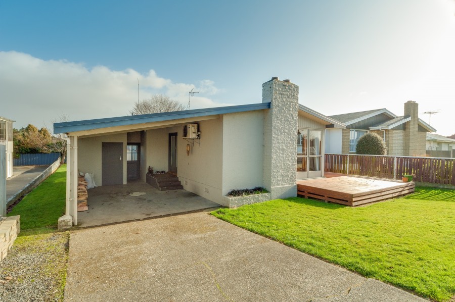 Real Estate in Hawthorndale