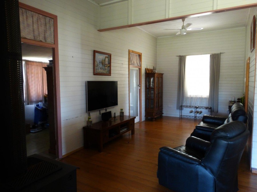 Real Estate in Watalgan