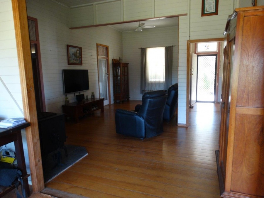 Real Estate in Watalgan