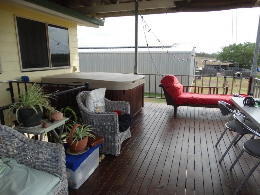 Real Estate in Watalgan