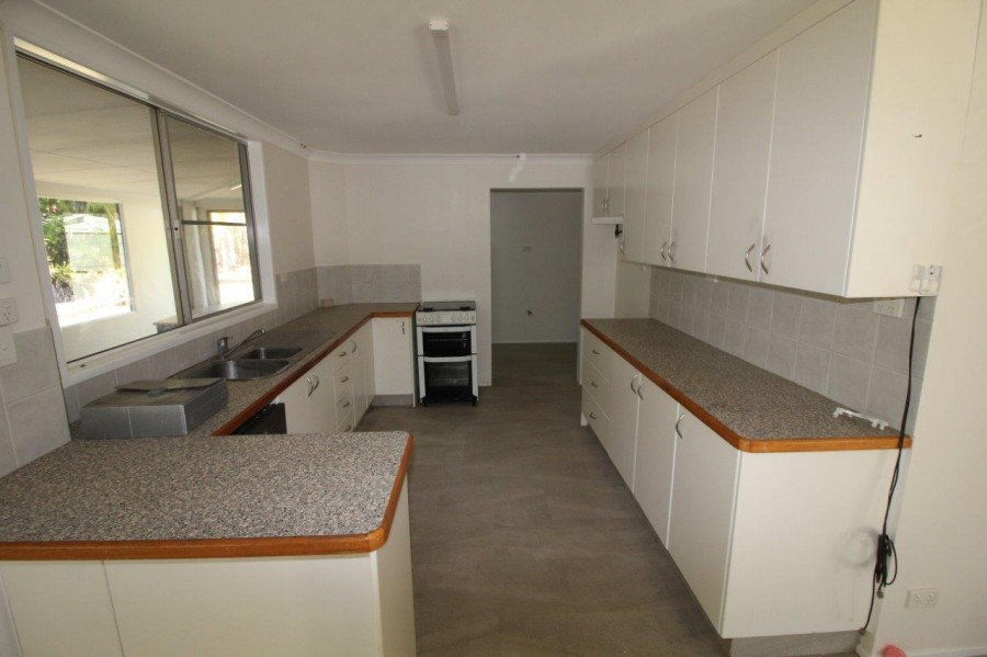 Real Estate in Deepwater