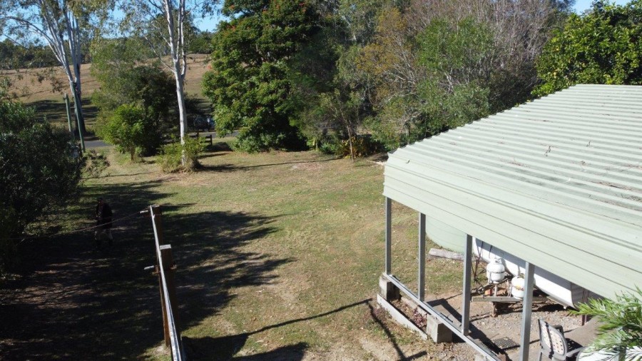 Real Estate in Lowmead