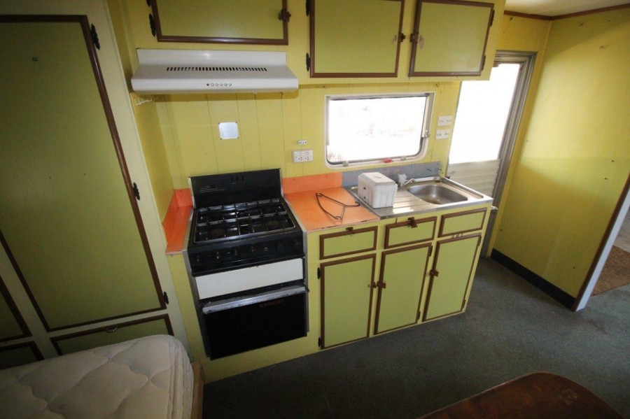 Real Estate in Lowmead