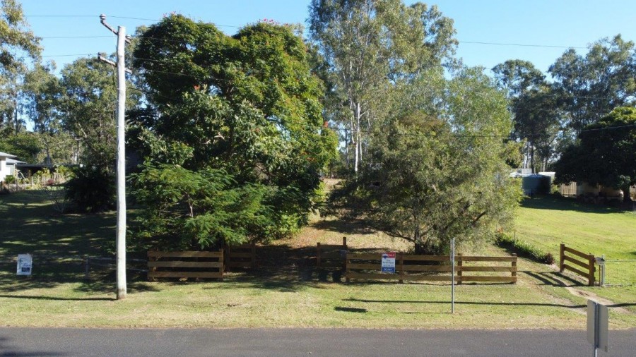 Lowmead Properties For Sale
