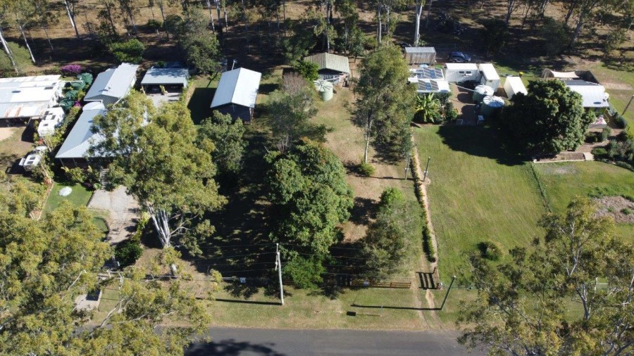 Real Estate in Lowmead
