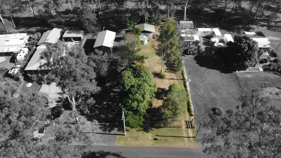 Real Estate in Lowmead