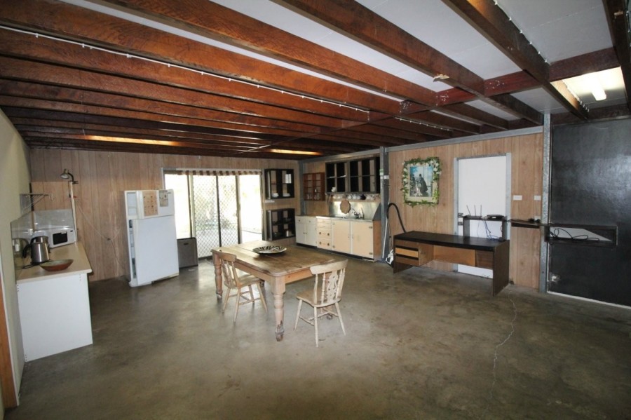 Real Estate in Deepwater