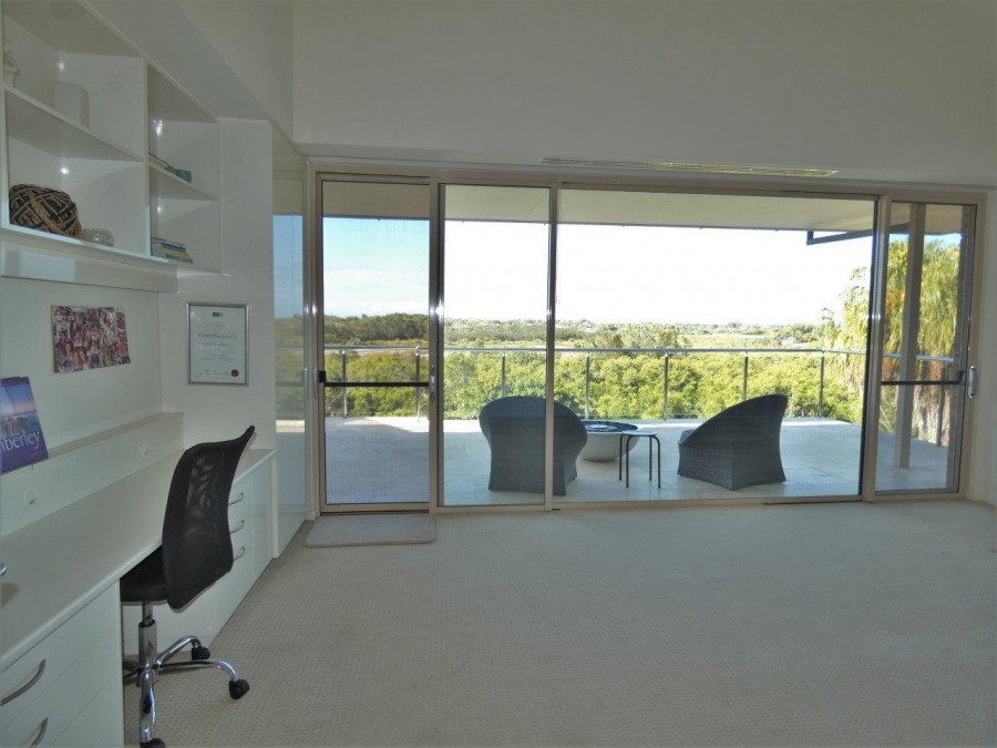 Real Estate in Deepwater