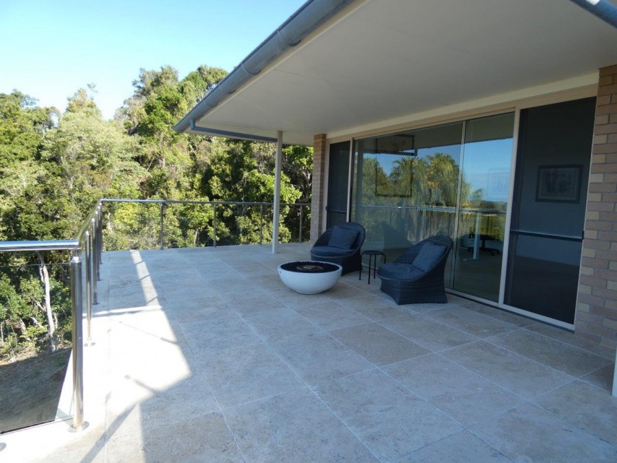 Real Estate in Deepwater