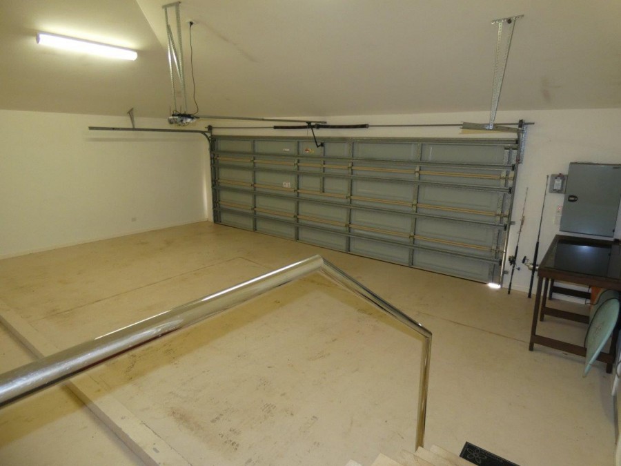 Real Estate in Deepwater