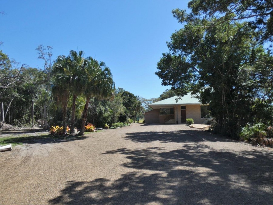 Real Estate in Deepwater