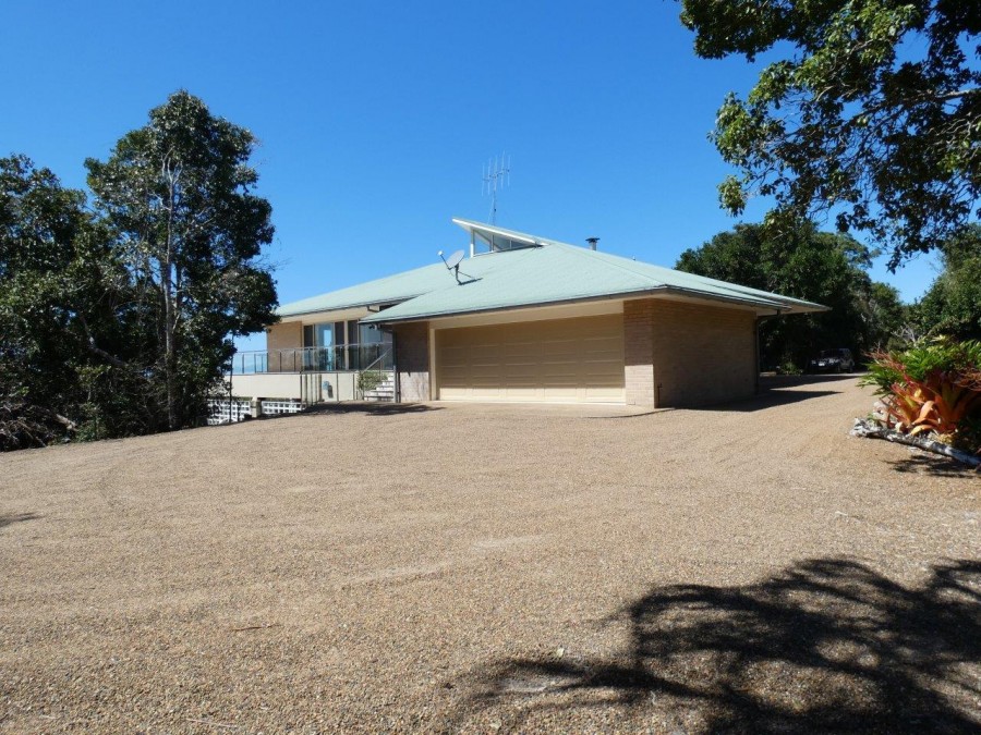 Real Estate in Deepwater