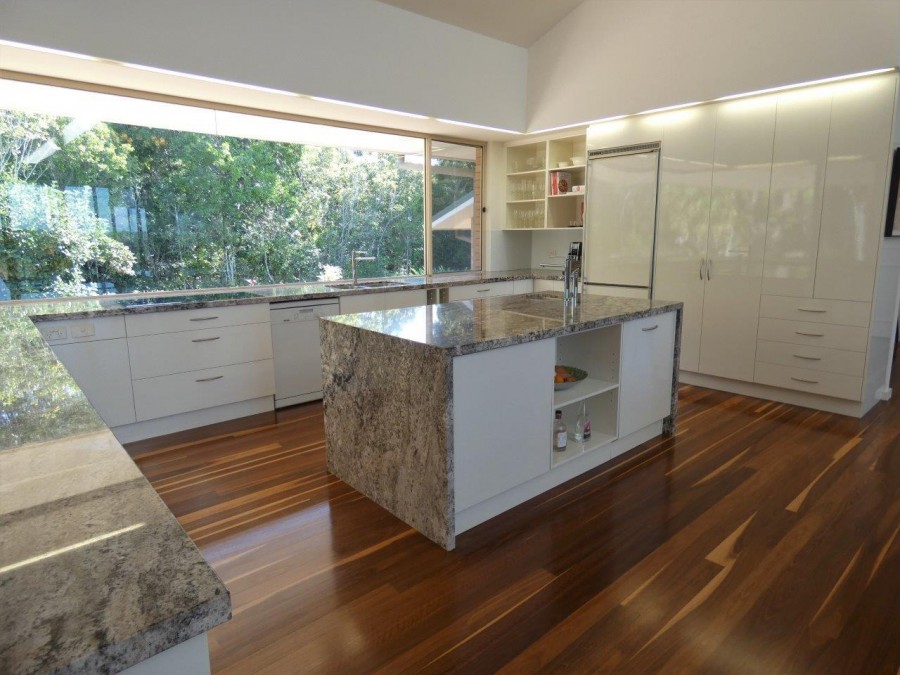 Real Estate in Deepwater