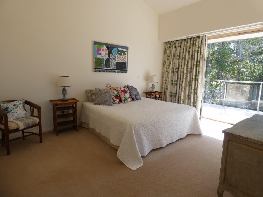 Real Estate in Deepwater