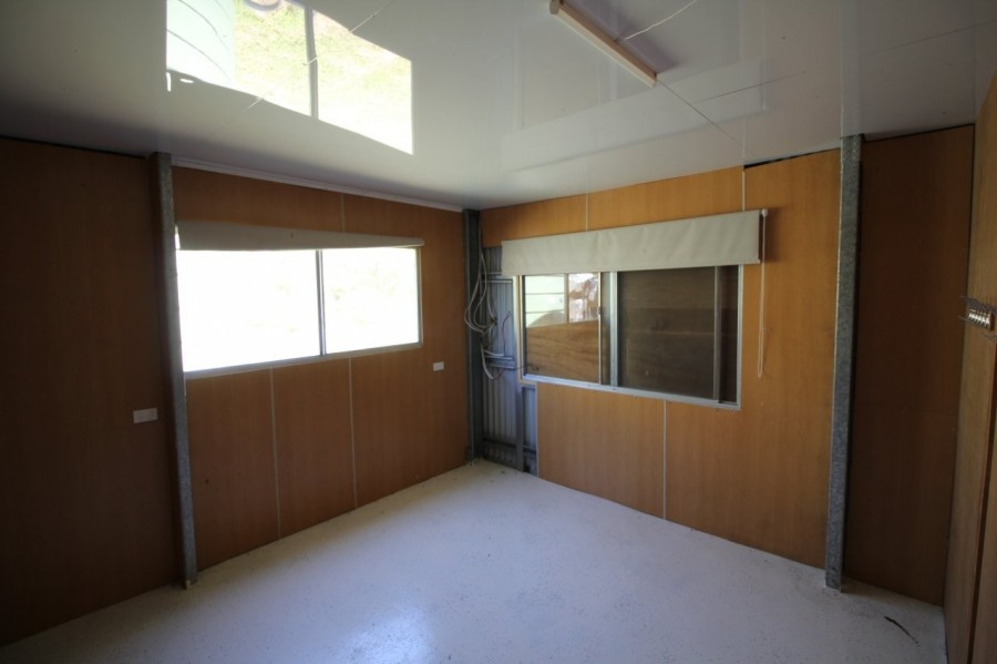 Real Estate in Deepwater