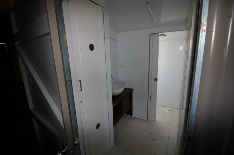 Real Estate in Deepwater