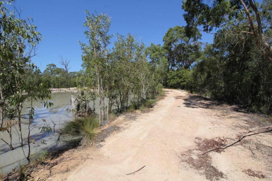 Real Estate in Deepwater