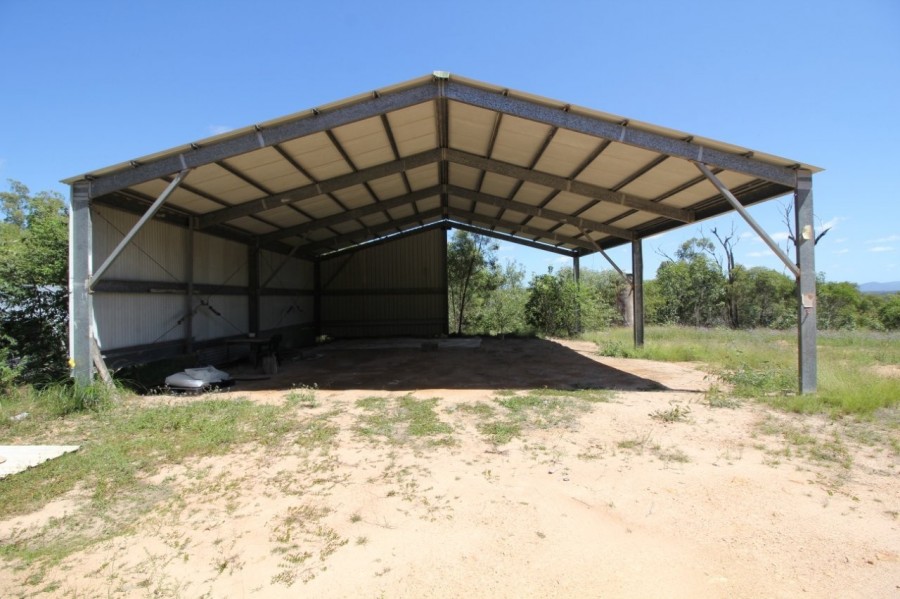 Real Estate in Deepwater