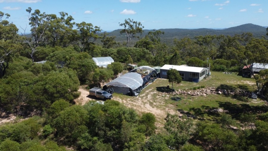 Real Estate in Deepwater