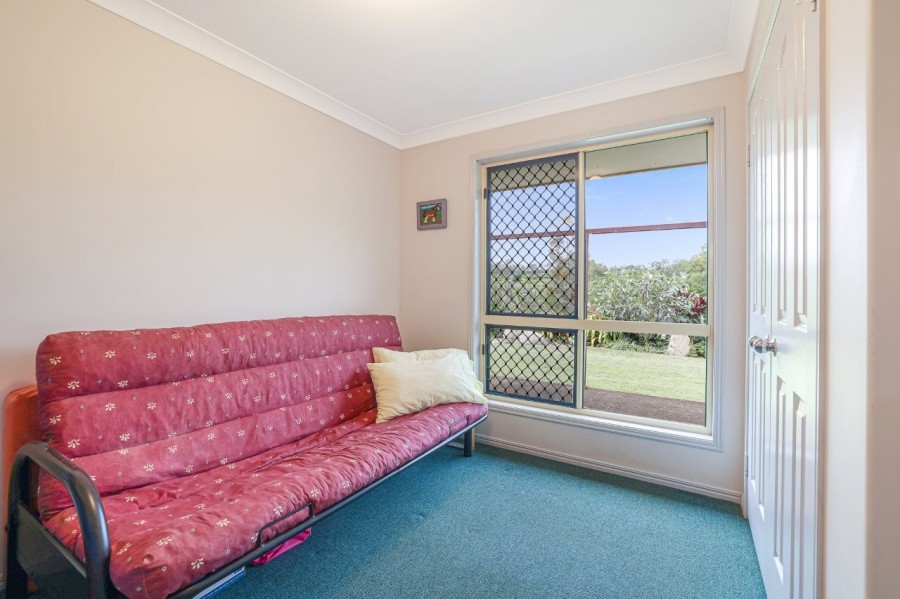 Real Estate in Bullyard