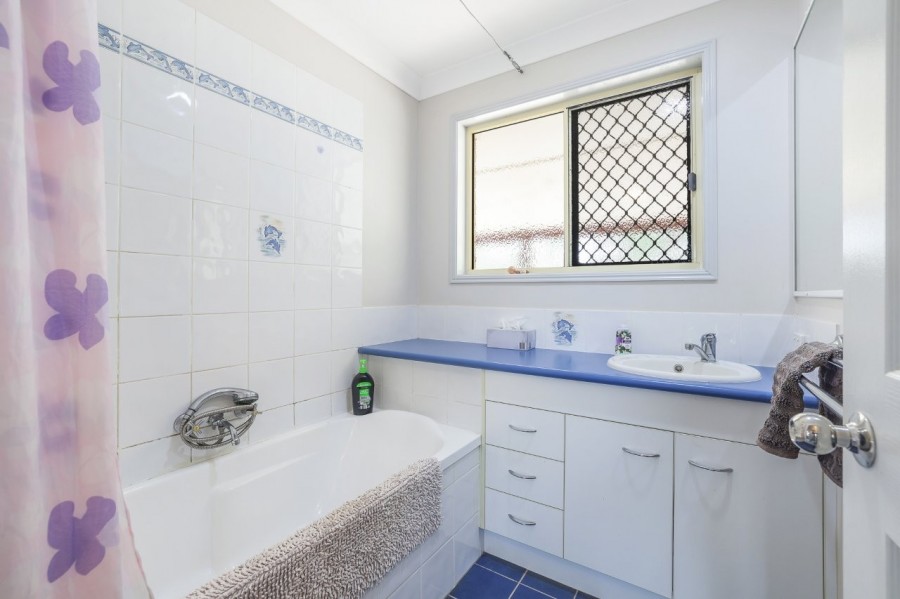 Real Estate in Bullyard