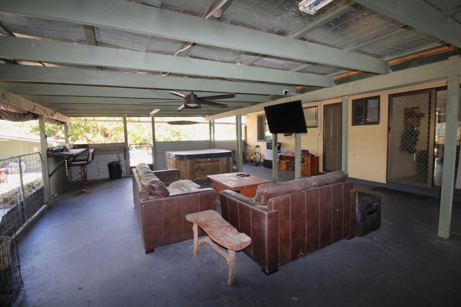 Real Estate in Deepwater