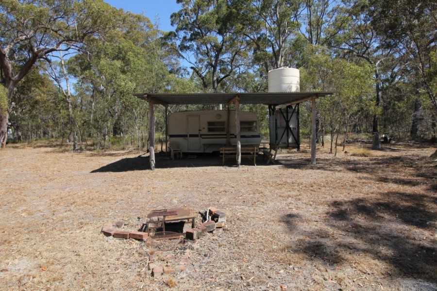 Real Estate in Deepwater