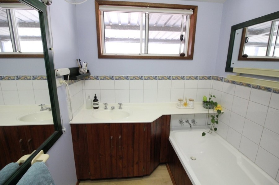 Real Estate in Rodds Bay