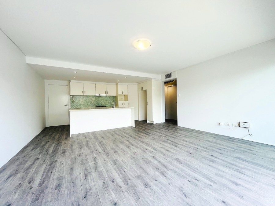 Real Estate in West End