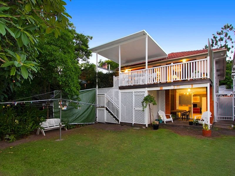 Real Estate in Highgate Hill