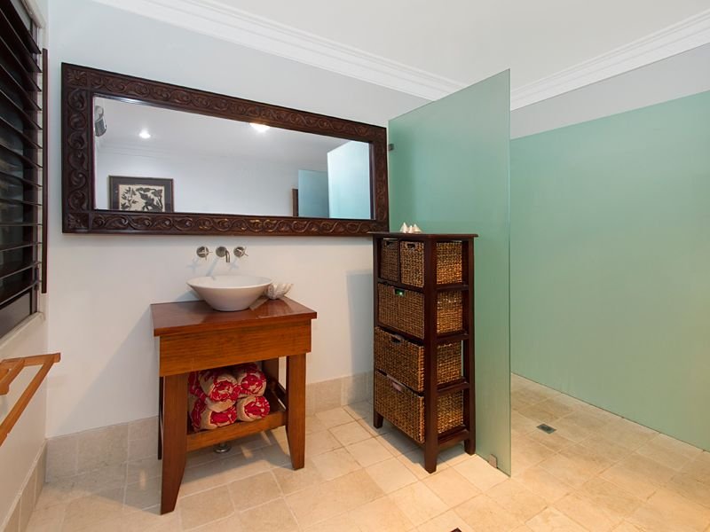 Open for inspection in Highgate Hill