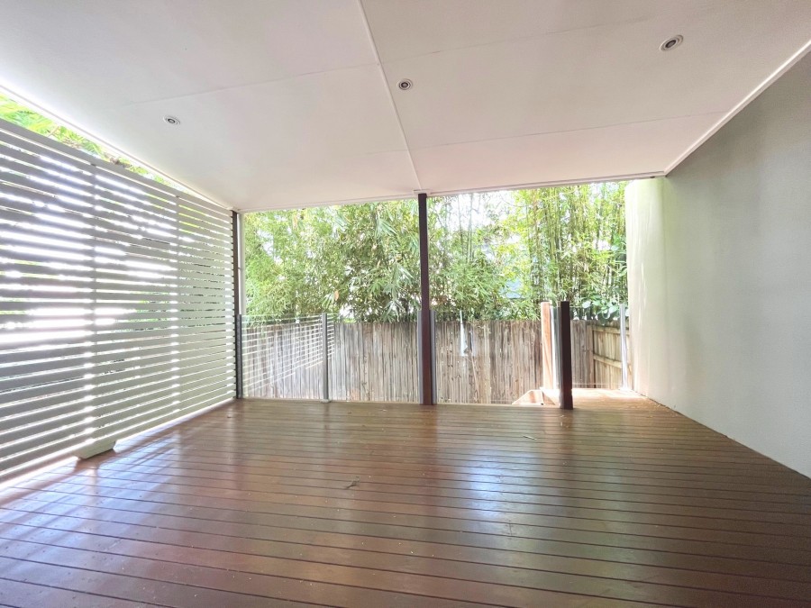 Real Estate in Highgate Hill