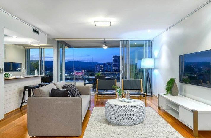 Real Estate in West End