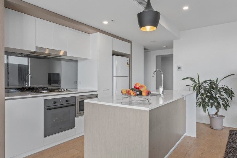 South Brisbane real estate Leased