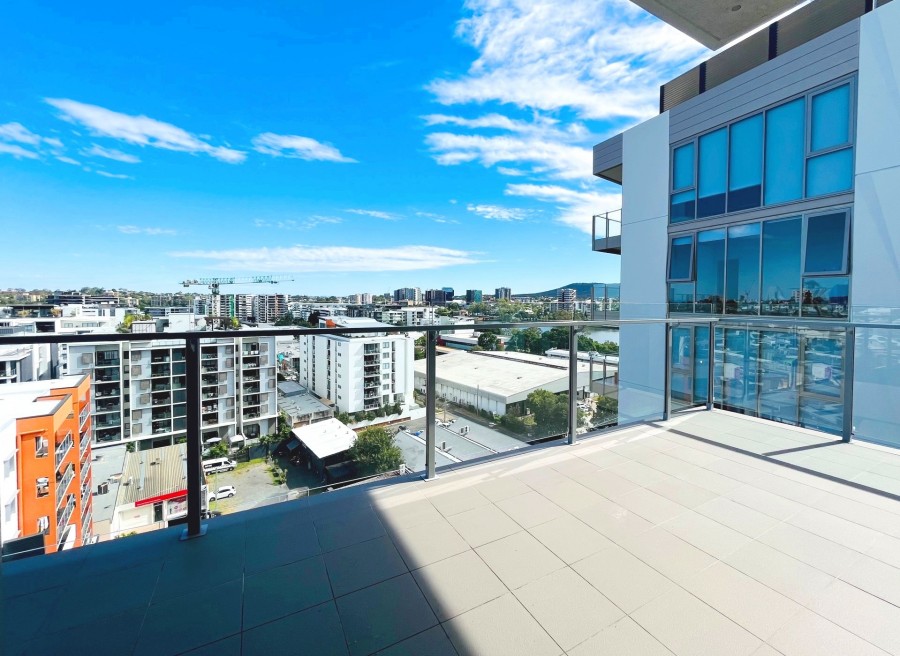 Real Estate in West End