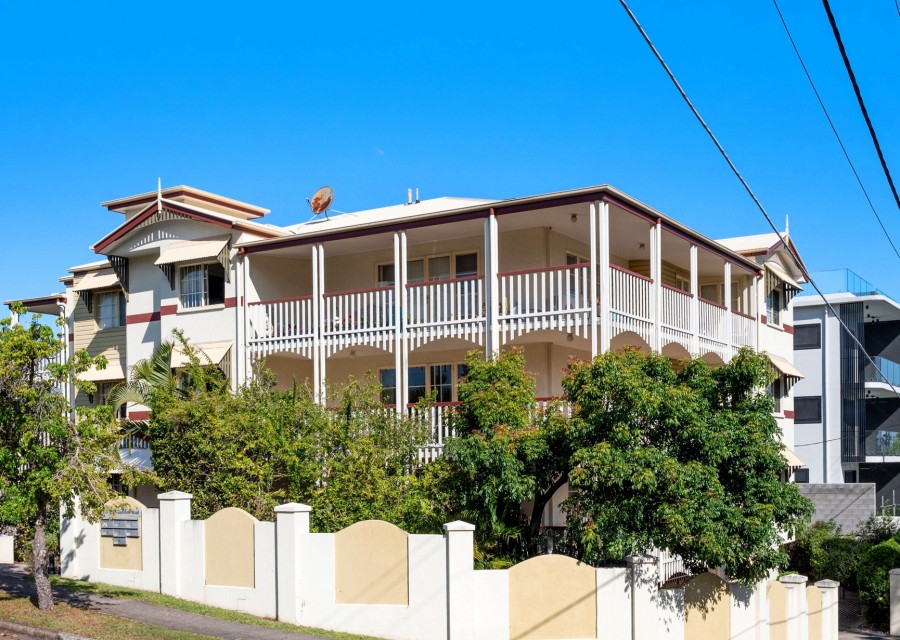 Highgate Hill Properties For Sale