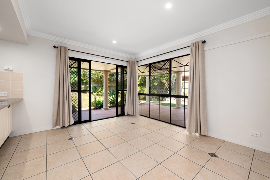 Real Estate in Sunnybank Hills