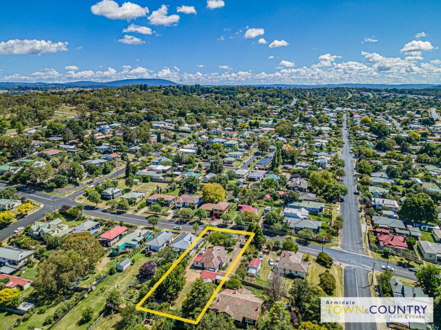 120 Donnelly Street, Armidale > Armidale Town & Country Real Estate