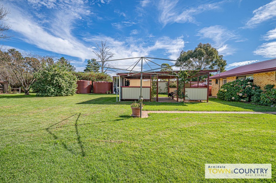 707 Bundarra Road, Armidale > Armidale Town & Country Real Estate
