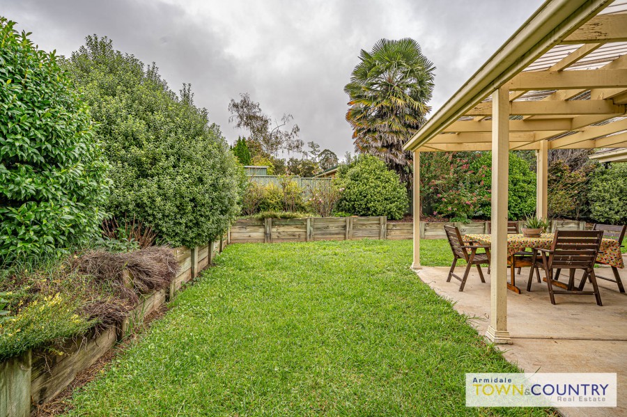 53 Ash Tree Drive, Armidale > Armidale Town & Country Real Estate
