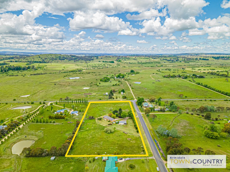10 Munday's Lane, Armidale > Armidale Town & Country Real Estate