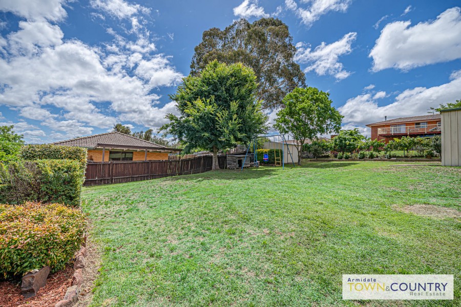 7 Schultz Avenue, Armidale > Armidale Town & Country Real Estate