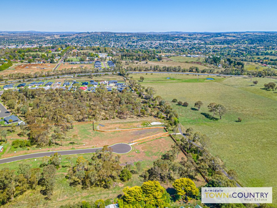 Lot 13 The Woodlands Land Estate, Armidale > Armidale Town & Country Real Estate